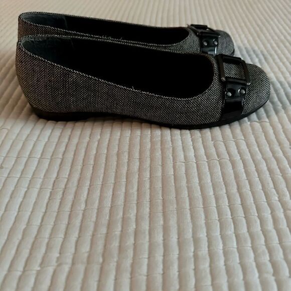 Aerosoles black and white tweed flats with buckle. - Picture 2 of 5